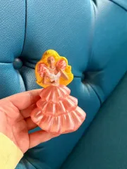 マクドナルド ハッピーセット バービー フィギュア