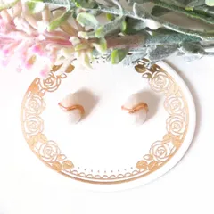 【特別価格】no.413　レジン　小さい　しずく型　ホワイトパール　ゴールド　ニュアンス　ピアス　イヤリング　ハンドメイド