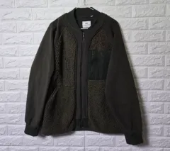 ユニクロ ホワイトマウンテニアリング フリースジャケット 出品