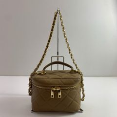 きまぐれ限定お値下げ中 soleile カメラバッグ カーキ - メルカリ