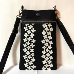 スマホポシェット あじさいストライプ柄 黒 ショルダーストラップ付き
