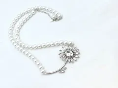 Rene ルネ クリスタルビジュー フラワーデザイン イミテーションパール ネックレス