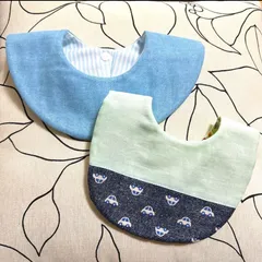 ハンドメイドスタイ2枚セット　360度スタイ＆シンプルスタイ　くるまセット