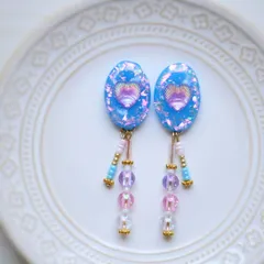 ハート　ラインストーン　カボション　オーロラビーズ　ピアス・イヤリング　ピンク　ブルー　レジン　キラキラ　ビジュー　ビーズアクセサリー