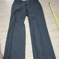 ユニクロ グレー ウール ズボン スラックス (実寸)