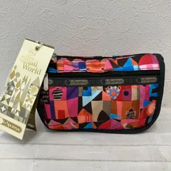 7508　LeSportsac レスポートサック　タグ付き　イッツアスモールワールド　ワンダラスジャーニー　ポーチ　It's a Small World　DISNEY　ディズニー　コラボ　チャーム付き　レディース　軽量　カジュアル　シンプル