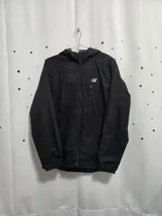 ニューバランス ブラック フード ウィンドブレーカー M