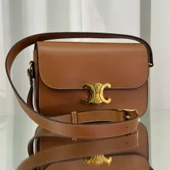ほぼ新品 靴箱600 Celine セリーヌ Classic トリオンフ バッグ ショルダーバッグ クロスバック ミディ