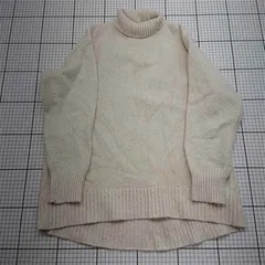 ◇ ⊇ ユニクロ UNIQLO :C タートルネックニットセーター アイボリー系 Mサイズ レディース E  【1512190014747】