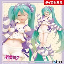 未使用 タイトーオンラインクレーン限定 初音ミク フィギュア Costumes ルームウェア ver. 笑顔/パープル