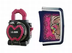 【中古】おもちゃ DX黒のリンゴロックシード 仮面ライダー邪武セット 「仮面ライダー鎧武」 プレミアムバンダイ限定