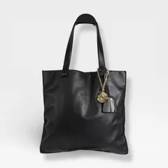 2026年最新】ロエベ バックルトートの人気アイテム - メルカリ