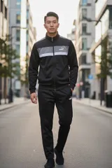 PUMA プーマ トレーニングスーツ　ジャージ　セットアップ 紫外線カット　吸水速乾性　スポーツ　スタンドカラー セットアップ ポリエステル ブラック【中古】 メンズ