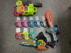 仮面ライダーエグゼイド　DXゲーマドライバー&DXマイティーアクションX ガシャット&DXゲキトツロボッツガシャット&DXドレミファビートガシャット&SGガシャット5個&ガシャコンキースラッシャー&ガシャコンソード