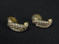 スワロフスキー スリーカラートリニティパヴェピアス - メルカリ