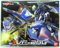 マクロスF(フロンティア) 1/72 メサイアバルキリー アルト機 ミシェル