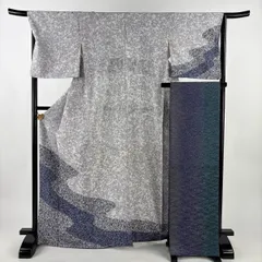 付下げ 身丈168cm 裄丈67cm M 袷 袋帯セット 落款 花唐草 流水 染め分け 薄紫 正絹 秀品 【中古】