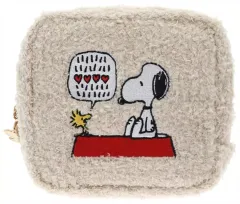 【新品】バッグ ベージュ Favorite Storyシリーズ スクエアポーチ 「PEANUTS(SNOOPY)」