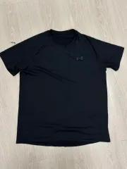 UNDER ARMOUR アンダーアーマー ブラック 半袖 Tシャツ m