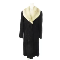 2026年最新】毛皮 ラム コートの人気アイテム - メルカリ