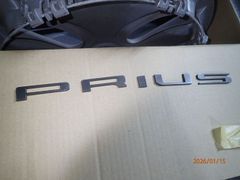 塗装品 30 プリウス ツヤありフルブラック仕様 エンブレム 4点セット