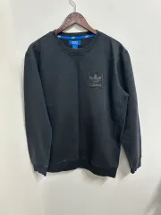 アラビンテージ adidas ブラック スウェット Tシャツ 105