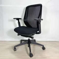 2022年製 オカムラ シルフィーチェア メュシュ ブラック 可動アーム　⑤
