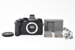 □ ほぼ新品 □ ニコン Nikon D90 ボディ ≪S数800回 動作光学良好