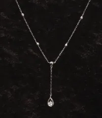 美品 ネックレス K18WG ダイヤ 0.07ct しずくモチーフ レディース