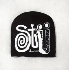 新品ステューシー・ビーニー帽ニット帽　黒　男女OK　STUSSY変形ロゴ・STU