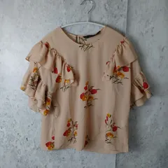 ZARA ザラ 花柄 トップス ブラウス フリル袖 レディース メインカラーベージュ 半袖 XSサイズ □〇