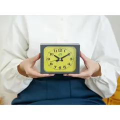 【新品】JR東日本 みどりの駅時計BOOK　アラームクロック 電車 駅 ホーム 時計