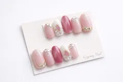 【即購入OK】ピンクネイルチップ｜姫系・ビジュー・現品
