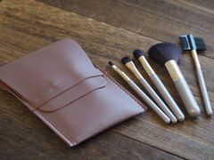 【在庫処分特価】Bearch メイクブラシ ポーチ付き 化粧ブラシセット5本セット