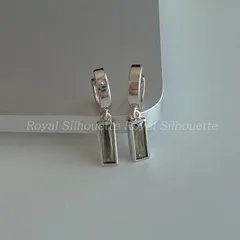 ピアス 耳飾り フープピアス シルバーカラー 銀色 フェイクストーン グリーン 個性的 可愛い ゴールド 大人可愛い シンプル レディース ジュエリー イベント パーティー 大人かわいい デイリー ガーリー フェミニン 韓国風