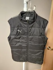 プーマ ブラック ダウン ベスト S