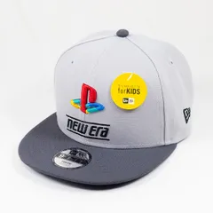 【ニューエラ正規品】KIDS kid's 子供用 ニューエラ New Era NEW ERA® 帽子 キャップ キッズ Youth 9FIFTY PlayStation プレイステーション ファミリーマーク ニューエラロゴ グレー(商品番号：14693249)