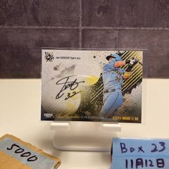 井上広大　直筆サイン　ルーキーカード　RC BBM マグホ付　阪神タイガース Amazon.co.jp: 井上広大 直筆サイン ルーキーカード RC BBM マグホ付