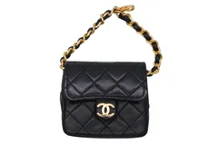 極美品 CHANEL シャネル ミニミニマトラッセ マイクロマトラッセ チャーム キーホルダー ココマーク ラムスキン ブラック 中古 4b011676