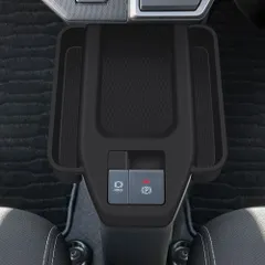 【送料無料】24年式ダイハツタフト専用 中控水杯マット 収納ポケット付き 防水・防塵・衝撃吸収