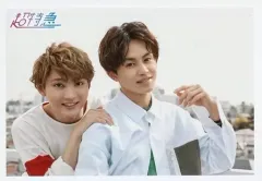 【中古】生写真(男性) 超特急/ユーキ(村田祐基)・タクヤ(草川拓弥)/横型・バストアップ・衣装白.赤.緑・肩に手/Bullet Train 5th Anniversary Tour 2017「Trans NIPPON Express」生写真 第28弾