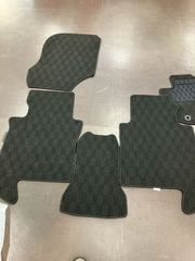 希少品』・『新品』・純正・日産ステージア・フロアマット 5枚セット 