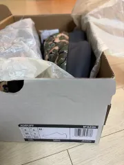 アディダス ダウン シューズ 245 未使用 ユニセックス