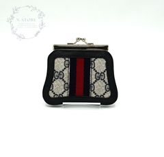 GUCCI 二つ折り財布 キャット刺繍 GGスプリーム - メルカリ