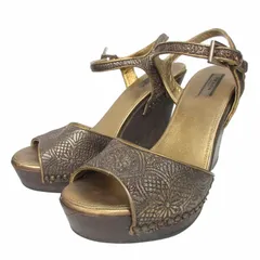 プラダ PRADA ウェッジソール サンダル ヒール スタッズ レザー ウッドソール アンクルストラップ ゴールドカラー 36.5 0401