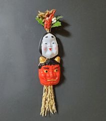 神聖な植物 日陰葛(ヒカゲノカズラ)のリース～南天とオタフクナンテン