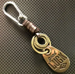 キーホルダー キーリング 真鍮製 GOOD LUCK プレート 本革 巻き ステンレス カラビナ アンティーク レトロ ビンテージ 古着 アメカジ 送料無料