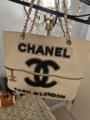 シャネル ヴィンテージ ショルダーバッグ 白