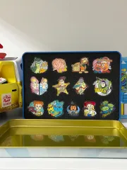 送料込み(※メルカリshop取引では対象外) トイストーリー4 cgv バッジ 11種 セット