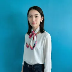 c25 LEONARD レオナール ハンカチ スカーフ シルク混 花柄 57cm